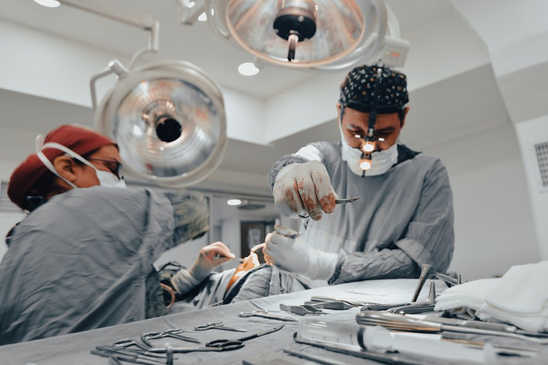 Slider image (5) Dr. Hakki Izmirli Clinic - Plastic Surgery Istanbul Turkey